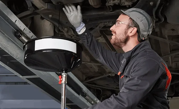 Óleo, filtro de óleo, filtro de ar do motor, filtro de combustível e anel de bujão