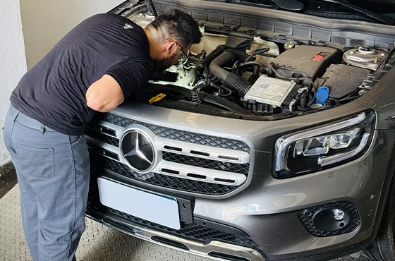 Na rede autorizada Mercedes-Benz, a excelência é garantida na funilaria e pintura, com a mesma qualidade do padrão de fábrica. Saiba mais sobre esse serviço!