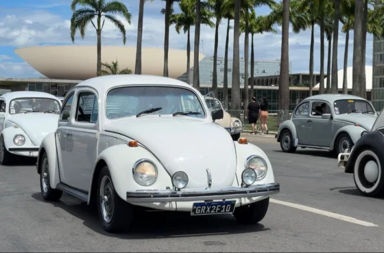 Carreata do Fusca 2026 reúne paixão e tradição em Brasília