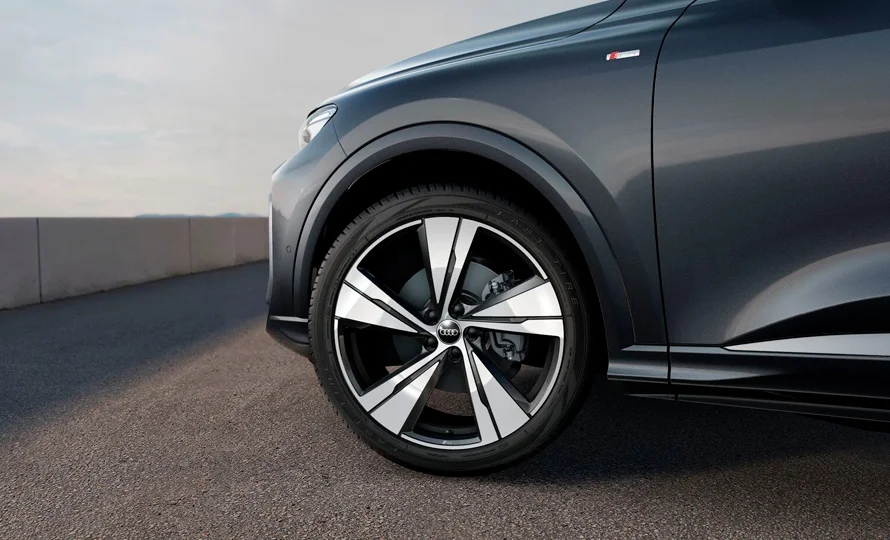foto890_audi-q5-galeria-6.webp.webp?v=1761335927?v=1761336938?v=1761337357 foto890_audi-q5-galeria-6.webp.webp?v=1761335927?v=1761336938?v=1761337357