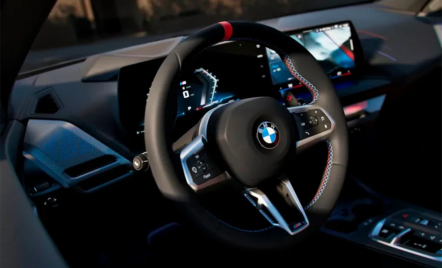 foto890_bmw-m235i-xdrive-design-conteudo%20%284%29.webp.webp?v=1767899026?v=1767900851