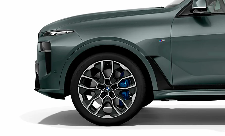 foto890_bmw-x7-extras-conteudo%20%282%29.webp.webp?v=1767961828