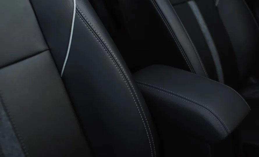 foto890_chevrolet-tracker-100-anos-galeria-4.webp.webp?v=1764769972