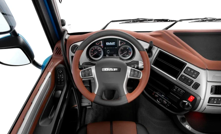foto890_daf-xf-conteudo-interior-2.webp.webp?v=1754586757?v=1754587052?v=1754587238?v=1754587646?v=1754587792 foto890_daf-xf-conteudo-interior-2.webp.webp?v=1754586757?v=1754587052?v=1754587238?v=1754587646?v=1754587792
