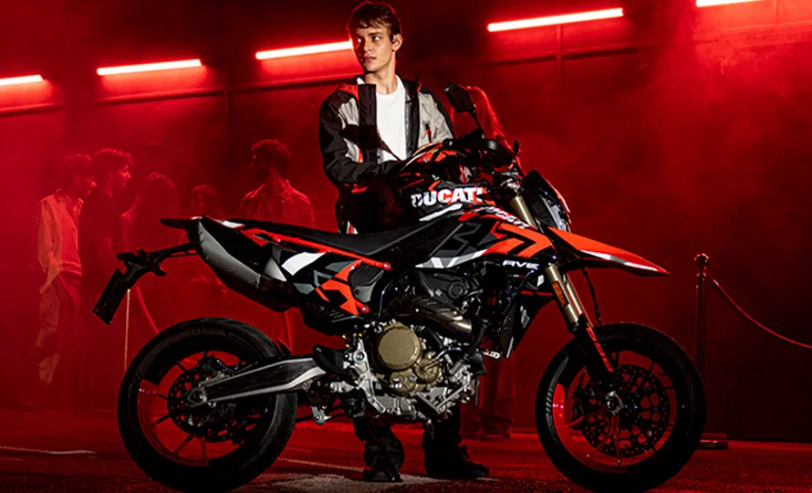 Ducati-Hypermotard-Mono-DWP24-Overview-carouse-imgtxt-677x740-01