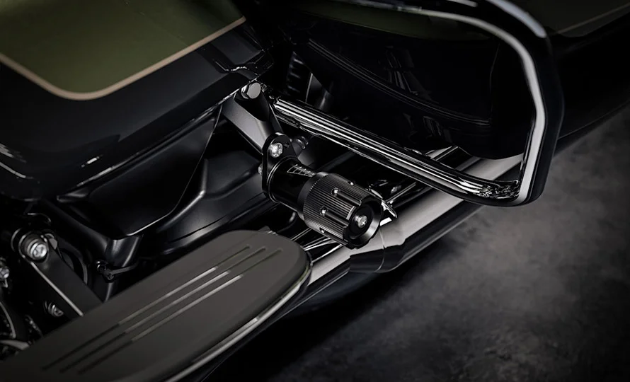 foto890_harleydavidson-streetglidelimited-conteudo-desempenho%20%281%29.webp.webp?v=1771863004