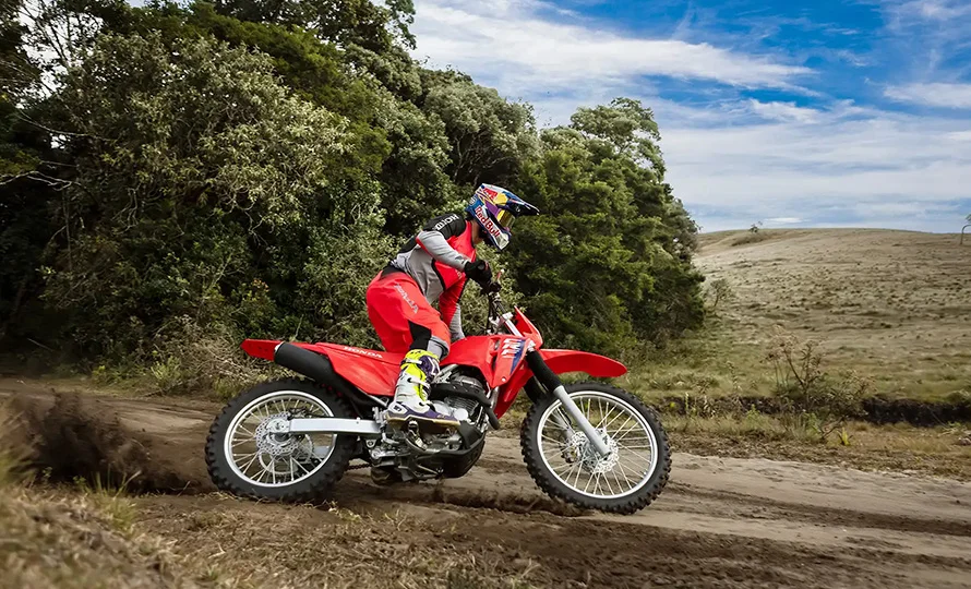 foto890_Honda-crf300-design-conteudo%20%282%29.webp.webp?v=1757943017?v=1758118439 foto890_Honda-crf300-design-conteudo%20%282%29.webp.webp?v=1757943017?v=1758118439