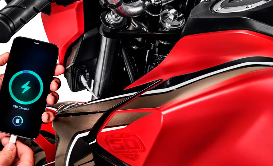 foto890_honda-cg50anos-conteudo-tecnologia%20%282%29.webp.webp?v=1772284672
