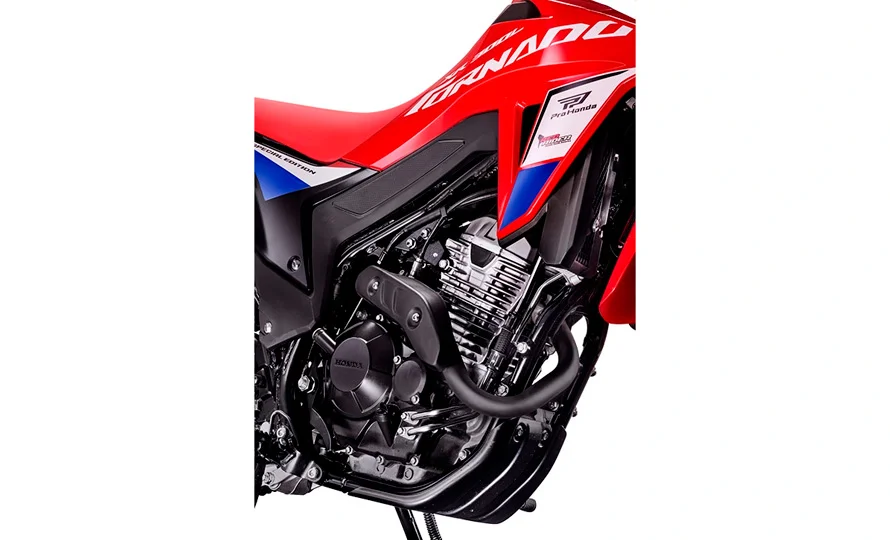 foto890_honda-tornado-conteudo%20%287%29.webp