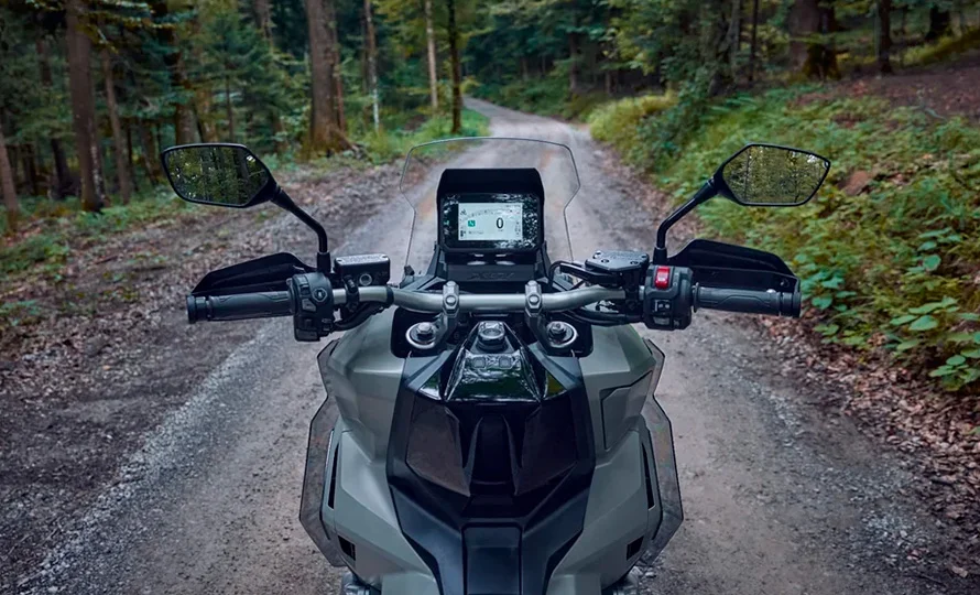 foto890_honda-x-adv-conteudo%20%2814%29.webp.webp?v=1774964185