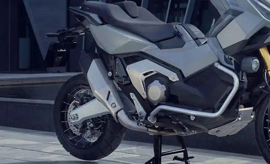 foto890_honda-x-adv-conteudo%20%2820%29.webp.webp?v=1774964185