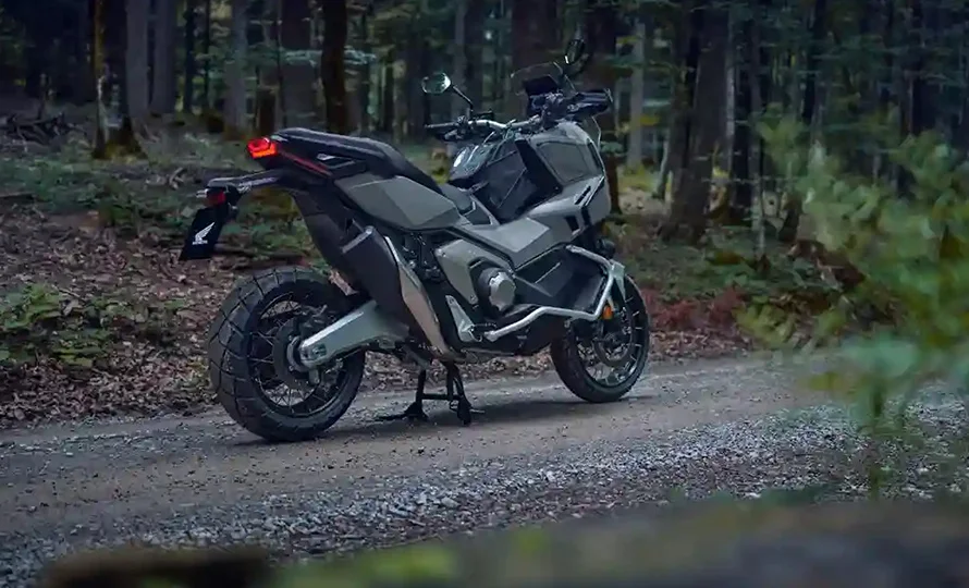 foto890_honda-x-adv-conteudo-seguran%C3%A7a%20%282%29.webp.webp?v=1774964185