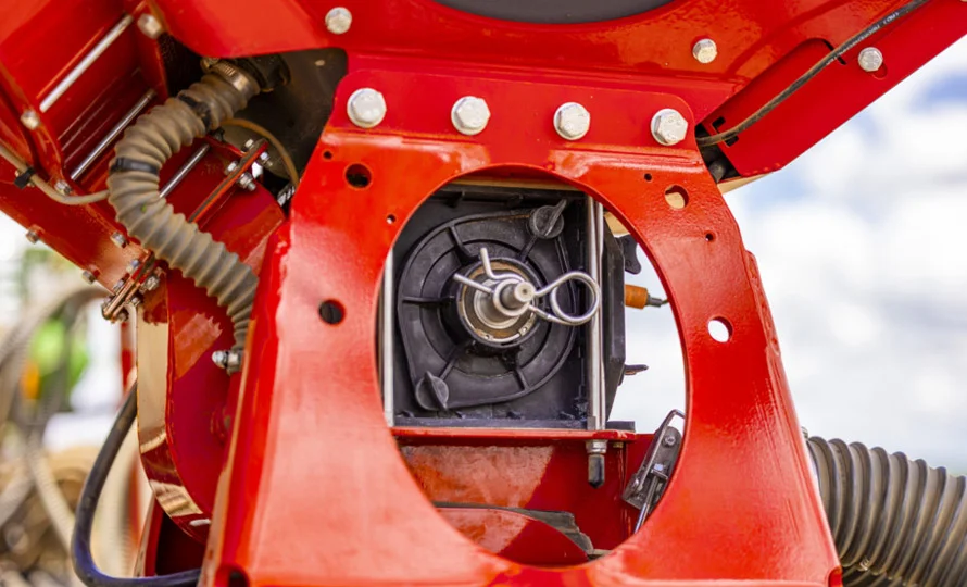 foto890_horsch-minidrill-solo-galeria-4.webp.webp?v=1765805679?v=1766081235?v=1766081345