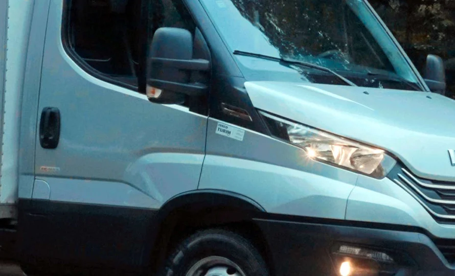 foto890_iveco-daily-cabine-conteudo-13.webp.webp?v=1763058230