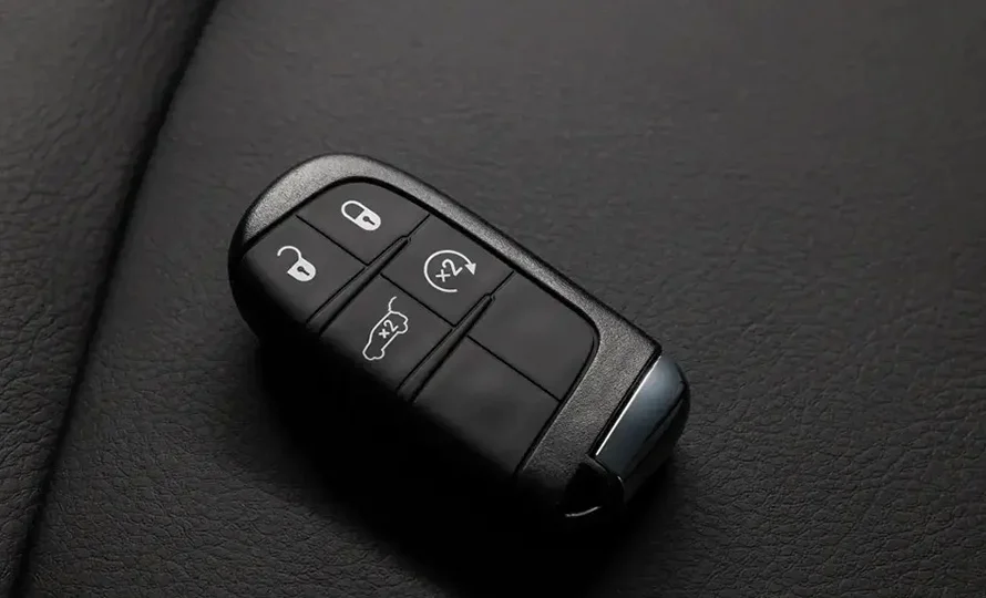 foto890_jeep-renegade-conteudo-conforto%20%281%29.webp.webp?v=1774985146?v=1774985857?v=1774986978