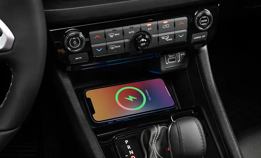 foto890_jeep-renegade-conteudo-tecnologia%20%283%29.webp.webp?v=1774985146?v=1774985857?v=1774986978