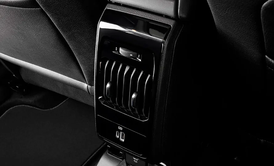 foto890_jeep-commander-conteudo-conforto-5.webp.webp?v=1755615919?v=1755616292?v=1755620661?v=1755621449?v=1755621841?v=1755622833?v=1755626077?v=1755626602?v=175 foto890_jeep-commander-conteudo-conforto-5.webp.webp?v=1755615919?v=1755616292?v=1755620661?v=1755621449?v=1755621841?v=1755622833?v=1755626077?v=1755626602?v=175