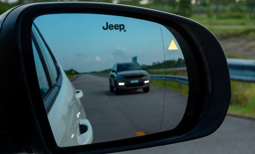 foto890_jeep-commander-conteudo-destaques-3.webp.webp?v=1755610675?v=1755614669?v=1755615919?v=1755616292?v=1755620661?v=1755621449?v=1755621841?v=1755622833?v=17 foto890_jeep-commander-conteudo-destaques-3.webp.webp?v=1755610675?v=1755614669?v=1755615919?v=1755616292?v=1755620661?v=1755621449?v=1755621841?v=1755622833?v=17