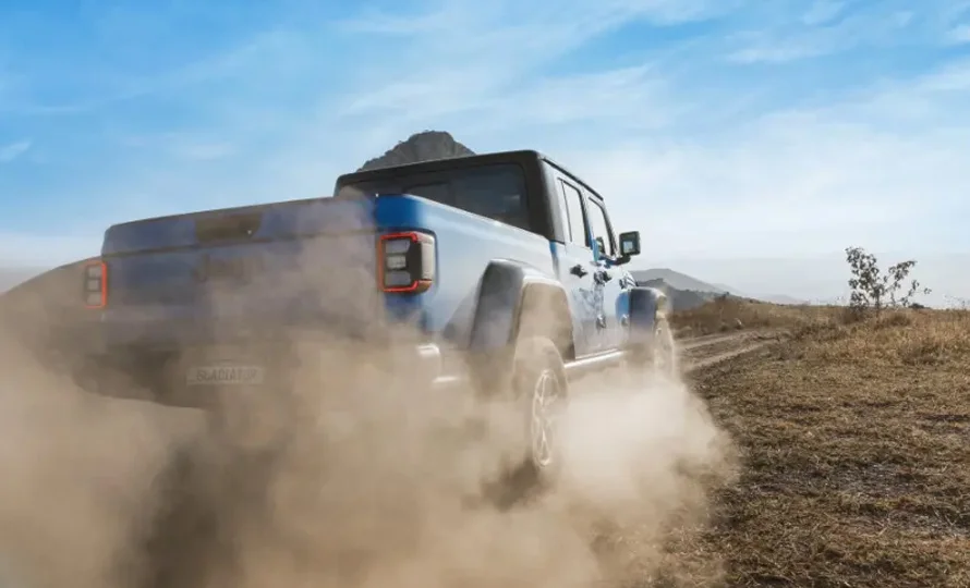 foto890_jeep-gladiator-conteudo-4.webp.webp?v=1762535611?v=1762535686?v=1762535743?v=1762535790?v=1762535920?v=1762536363?v=1762536638?v=1762537300?v=1762537346?v=1762