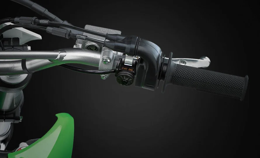 foto890_kawasaki-klx300r-recursos-conteudo%20%2817%29.webp.webp?v=1764510809?v=1765551879?v=1767813172