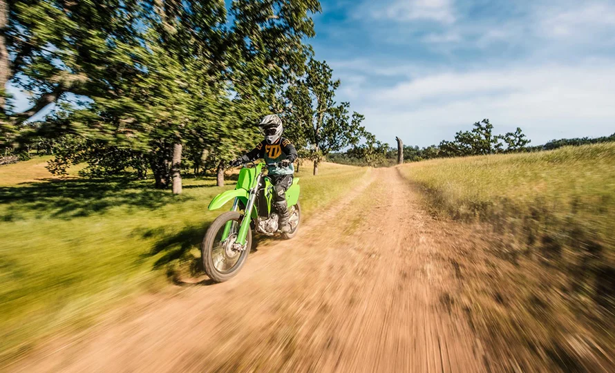 foto890_kawasaki-klx300r-recursos-conteudo%20%2820%29.webp.webp?v=1764510809?v=1765551879?v=1767813172