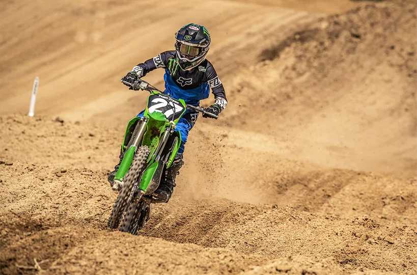 foto890_kawasaki-kx112-recursos-conteudo%20%283%29.webp.webp?v=1764509864?v=1765552550?v=1765553713?v=1767813182