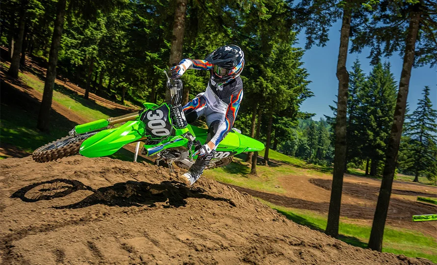 foto890_kawasaki_11.webp.webp?v=1765552778?v=1767813176