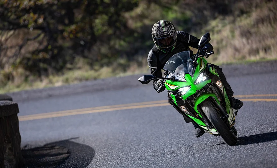 foto890_kawasaki-ninja-500SEKRT-destaques-conteudo%20%287%29.webp.webp?v=1764081906?v=1764082263?v=1765545056?v=1767810280