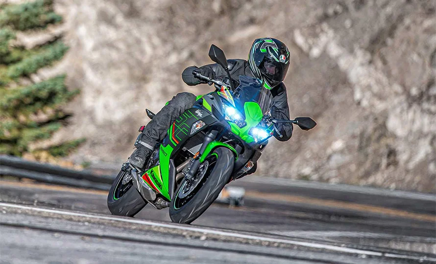 foto890_kawasaki-ninja650-recursos-conteudo%20%281%29.webp.webp?v=1764075189?v=1765545294?v=1767810281