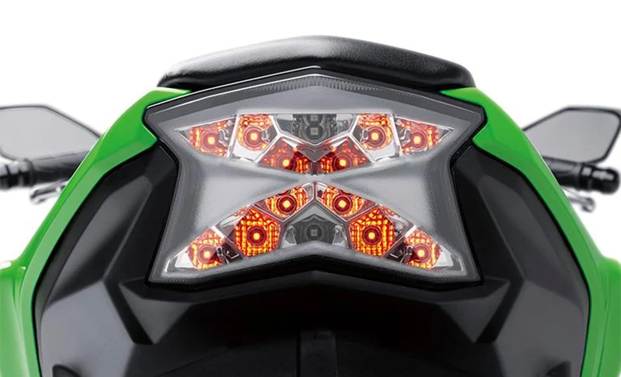 foto890_kawasaki-ninja650-recursos-conteudo%20%282%29.webp.webp?v=1764075189?v=1765545294?v=1767810281