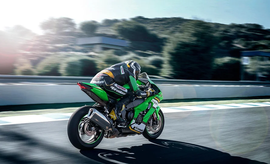 foto890_kawasaki-ninjazx10rkrt-recursos-conteudo%20%282%29.webp.webp?v=1764506414?v=1765547167?v=1767810291