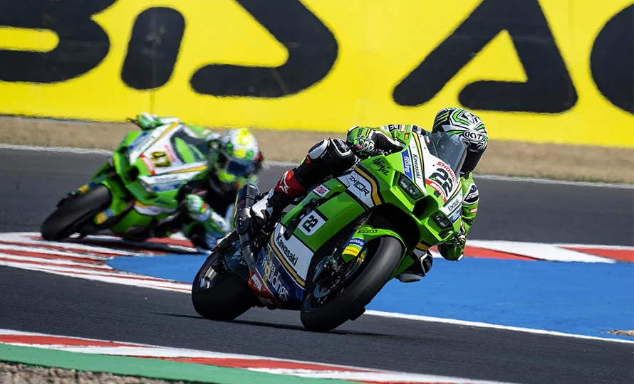 foto890_kawasaki-ninjazx10rkrt-recursos-conteudo%20%289%29.webp.webp?v=1764506414?v=1765547167?v=1767810291