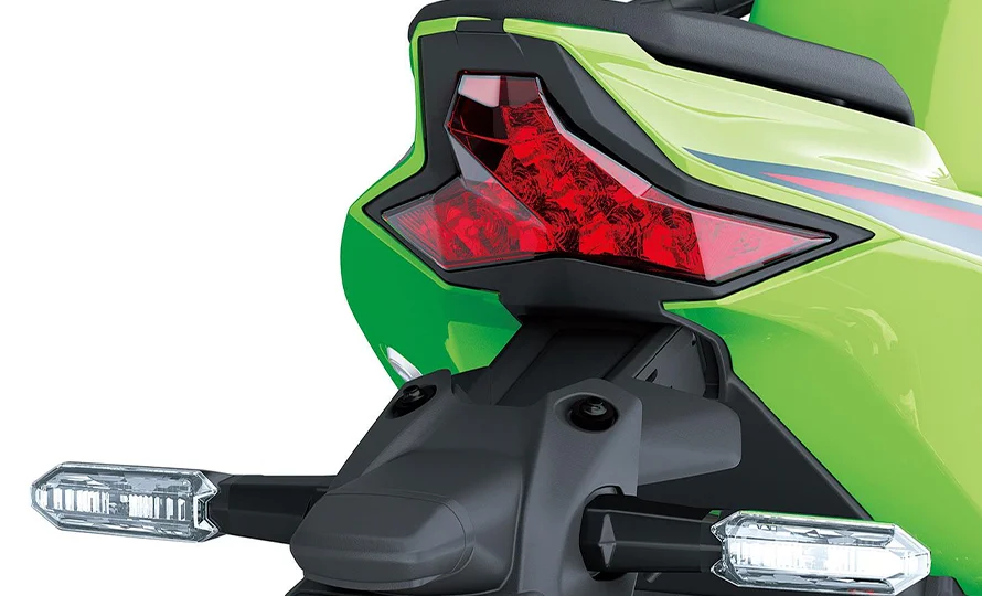 foto890_kawasaki-ninjazx4r-recursos-conteudo%20%2814%29.webp.webp?v=1764256672?v=1765545980?v=1767810283