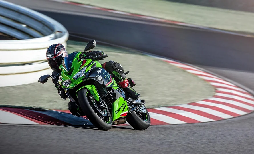 foto890_kawasaki-ninjazx4r-recursos-conteudo%20%2815%29.webp.webp?v=1764256672?v=1765545980?v=1767810283