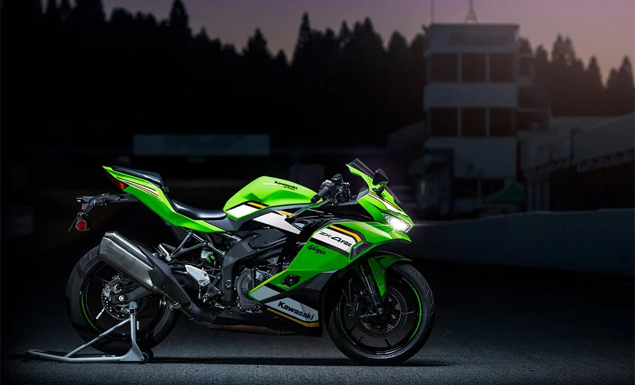 foto890_kawasaki-ninjazx4rr-recursos-conteudo%20%289%29.webp.webp?v=1764264662?v=1764265781?v=1765546299?v=1767810286