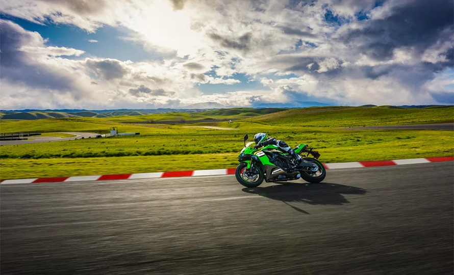 foto890_kawasaki-ninjazx6r-recursos-conteudo%20%289%29.webp.webp?v=1764265159?v=1764265745?v=1765546448?v=1767810288