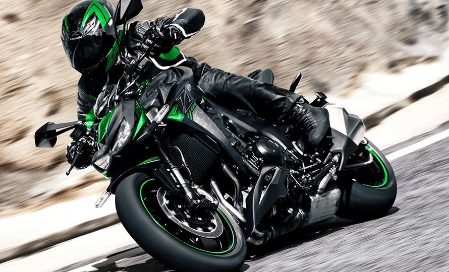 foto890_kawasaki-z1000-recursos-conteudo%20%285%29.webp.webp?v=1764081145?v=1765564197?v=1767813955