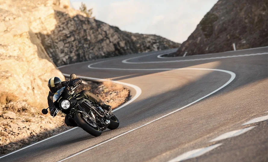 foto890_kawasaki-z900rs-recursos-conteudo%20%287%29.webp.webp?v=1764255165?v=1764506392?v=1765564795?v=1767813971?v=1767814998