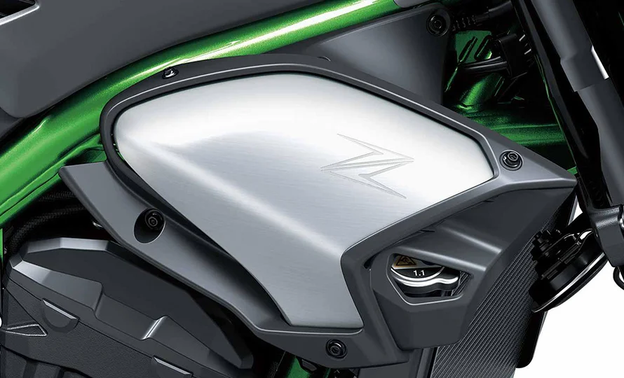 foto890_kawasaki-z900se-recursos-conteudo%20%2812%29.webp.webp?v=1764080147?v=1764080953?v=1764506384?v=1765564798?v=1765650235?v=1767815270