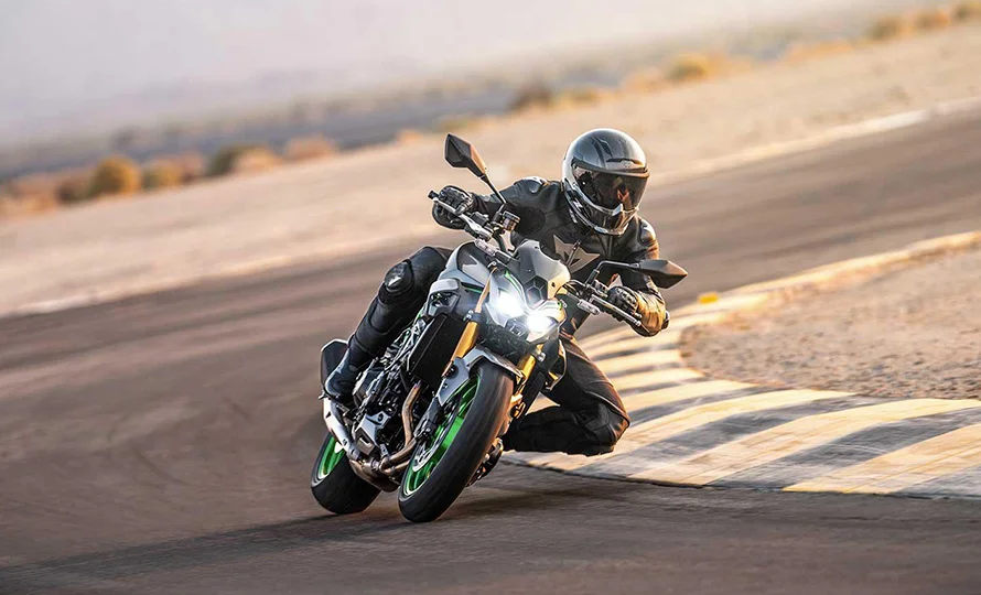 foto890_kawasaki-z900-recursos-conteudo%20%2813%29.webp.webp?v=1764078349?v=1765564786?v=1767813963