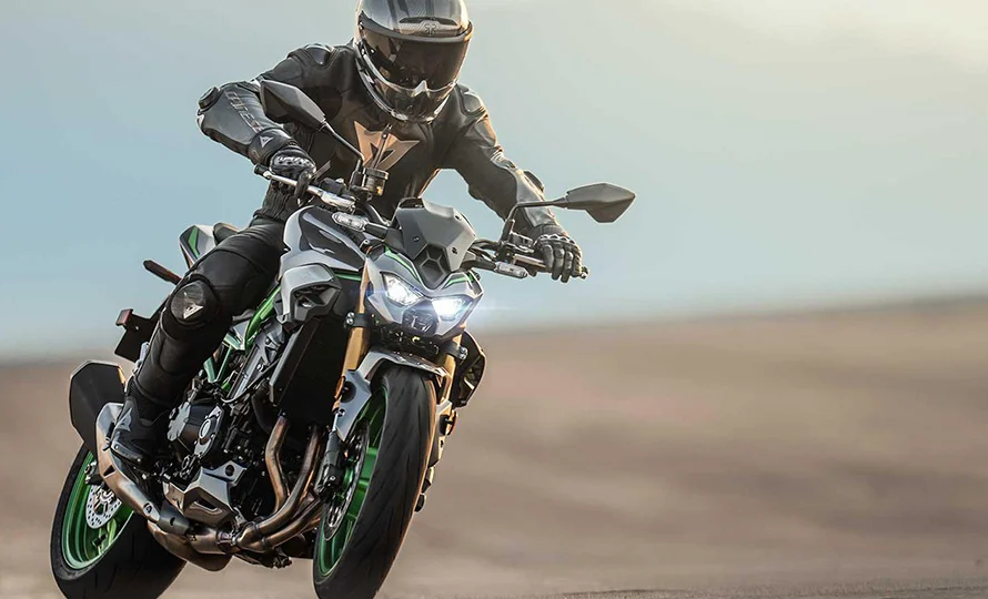 foto890_kawasaki-z900-recursos-conteudo%20%283%29.webp.webp?v=1764078349?v=1765564786?v=1767813963