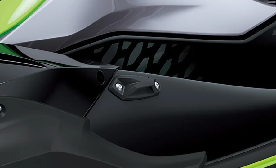 foto890_kawasaki-jetski-160r-conteudo-destaques%20%2826%29.webp.webp?v=1773663851