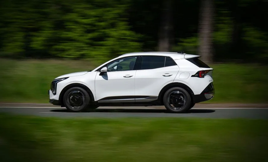 foto890_kia-sportage-conteudo-22.webp.webp?v=1763988035?v=1763989829