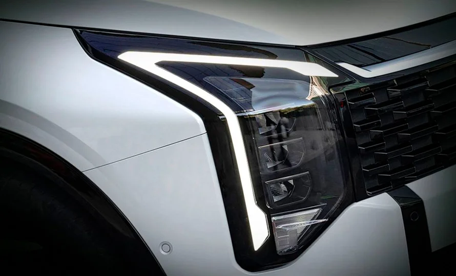 foto890_kia-sportage-conteudo-7.webp.webp?v=1763758567