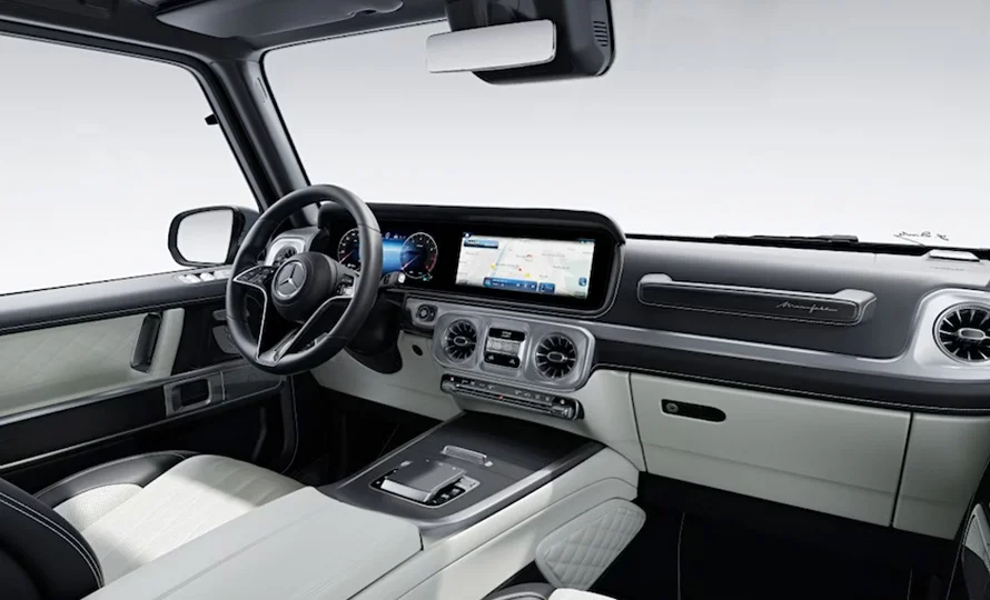 foto890_mercedes-classeg-g63-interior-conteudo%20%286%29.webp.webp?v=1768403427?v=1768403507?v=1768404002?v=1768422197