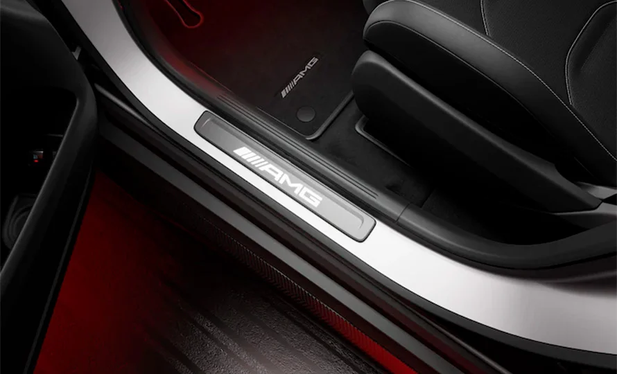 foto890_mercedes-amg-glc63-seperformance-destaques-conteudo%20%282%29.webp.webp?v=1768416783?v=1768419946