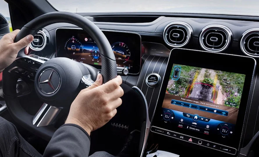 foto890_mercedes-amg-glc63-seperformance-multimidia-conteudo%20%283%29.webp.webp?v=1768416783?v=1768419946