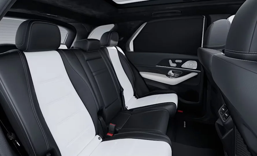 foto890_mercedes-amggle-suv-interior-conteudo%20%283%29.webp.webp?v=1768477725