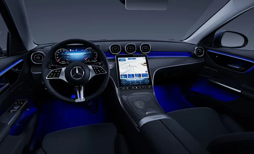 foto890_mercedes-classe-c-sedan-conteudo-Interior%20%285%29.webp
