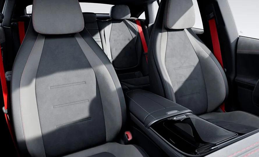 foto890_mercedes-eqesedan-conteudo-interior%20%283%29.webp